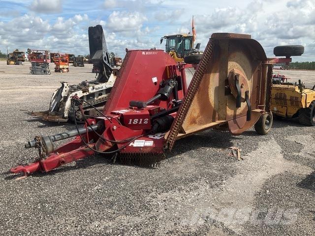 Bush Hog 1812 Broyeur / Gyrobroyeur / Epareuse