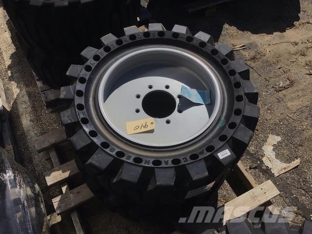  Camso SKS792S Pneus, roues et jantes