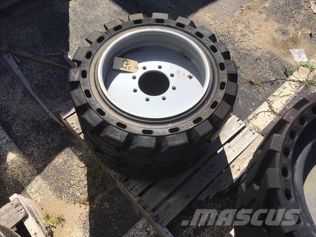  Camso SKS793 Pneus, roues et jantes