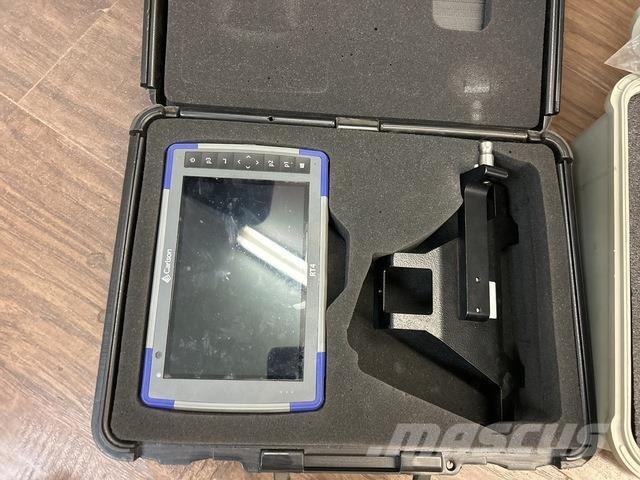 Carlson  Construction - Autres