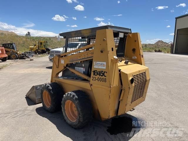 CASE 1845C Chargeuse compacte