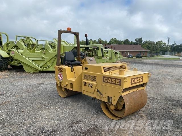 CASE 252 Rouleaux tandem