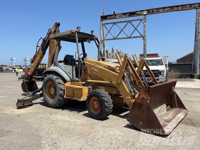 CASE 580L Tractopelle