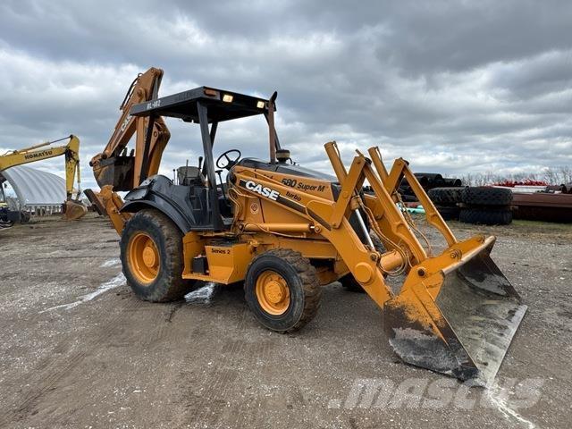CASE 580M Tractopelle