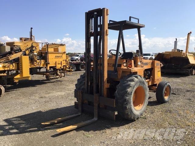 CASE 586C Chariot tout terrain
