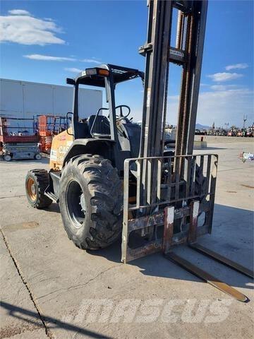 CASE 586H Chariot tout terrain