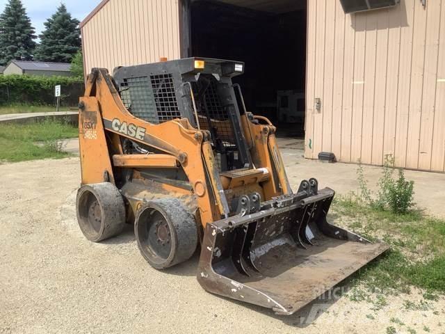 CASE 85XT Chargeuse compacte