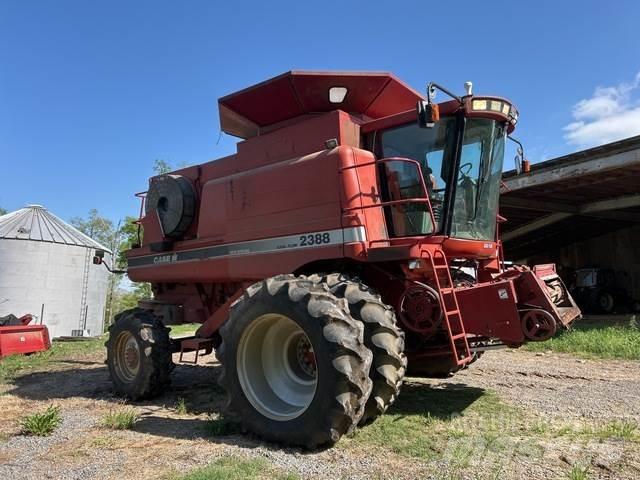 Case IH 2388 Moissonneuse batteuse