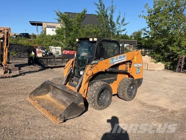 CASE SR250 Chargeuse compacte
