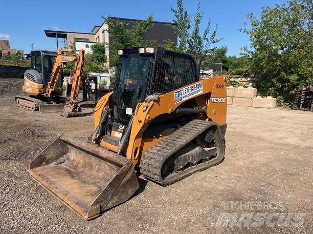 CASE TR310B Chargeuse compacte
