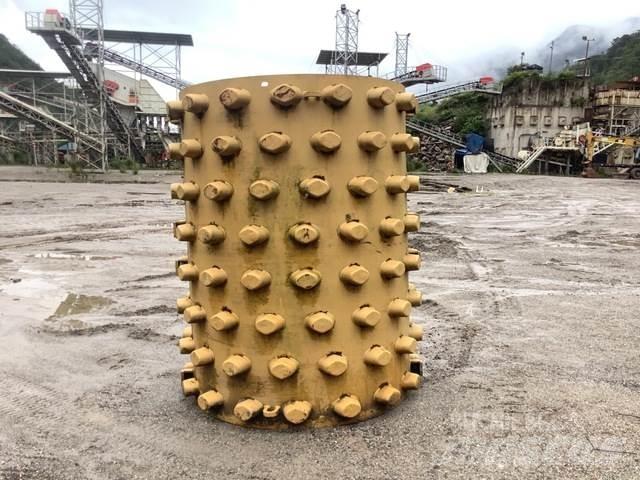 CAT  Mini compacteur