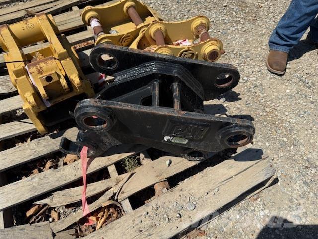 CAT  Attache rapide pour godet