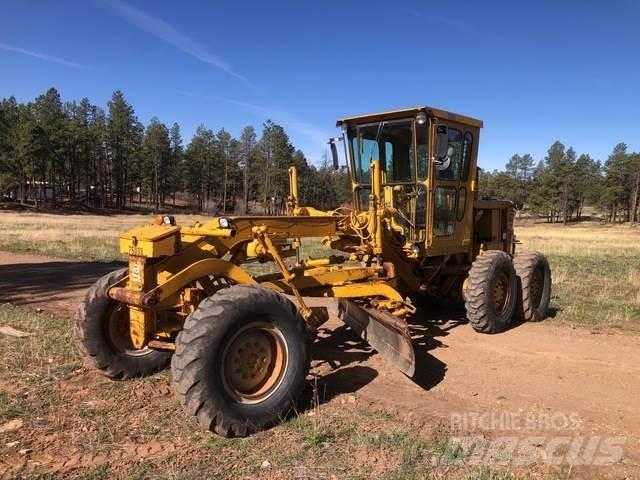 CAT 120G Niveleuse