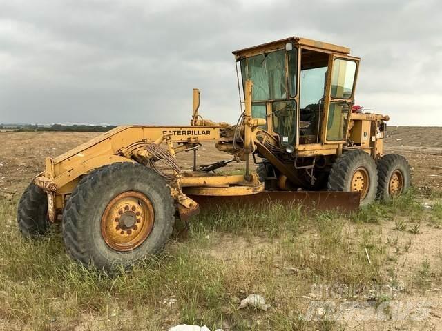 CAT 120G Niveleuse