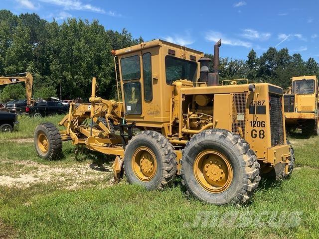 CAT 120G Niveleuse