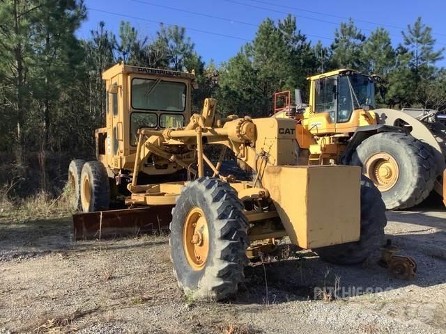 CAT 12F Niveleuse