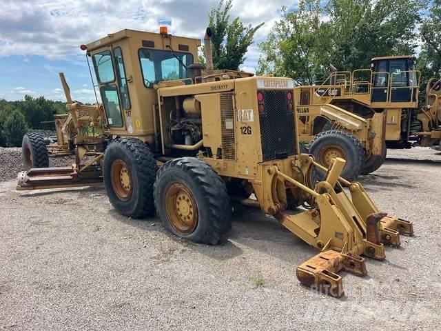 CAT 12G Niveleuse