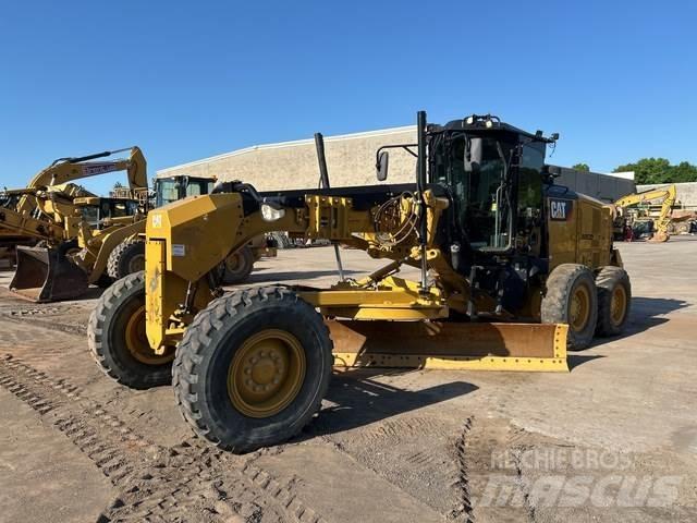 CAT 12M3 Niveleuse