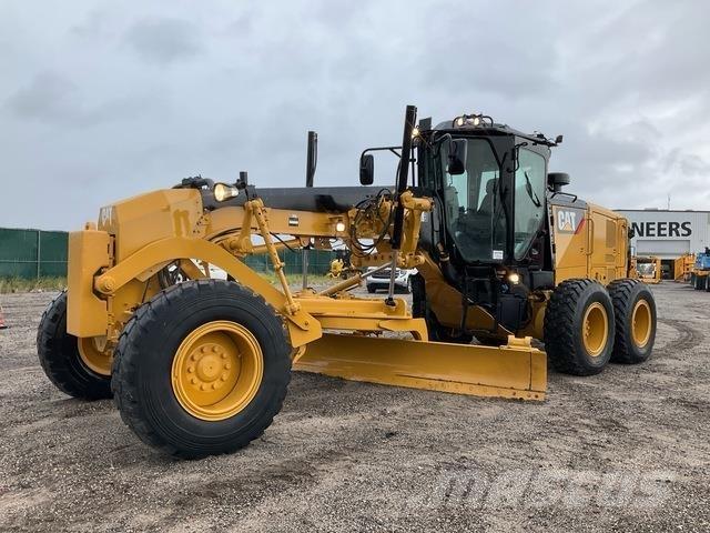 CAT 12M3 Niveleuse