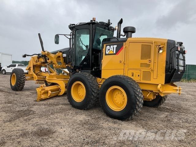 CAT 12M3 Niveleuse