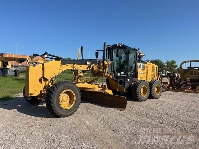 CAT 140 Niveleuse