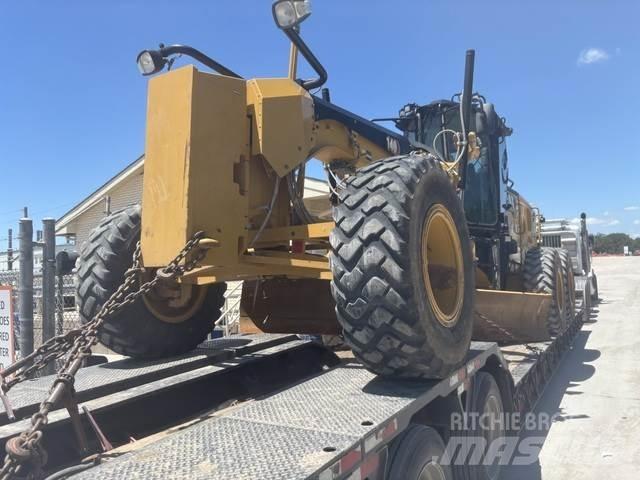 CAT 140 Niveleuse