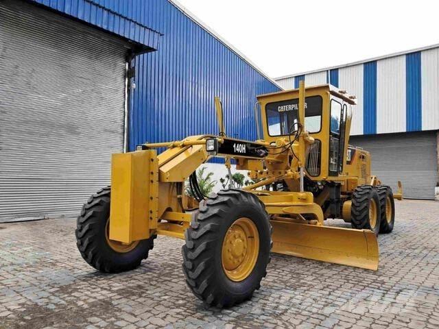 CAT 140H Niveleuse
