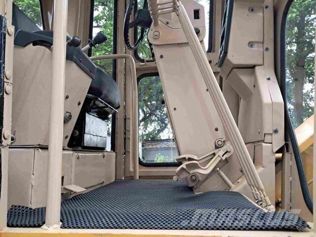 CAT 140H Niveleuse