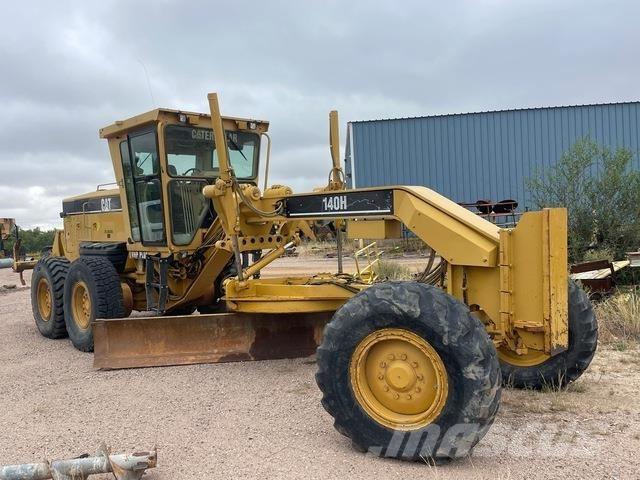 CAT 140HNA Niveleuse