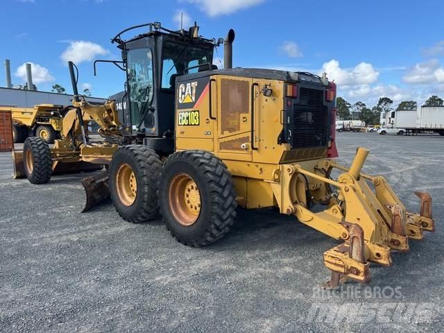 CAT 140M Niveleuse