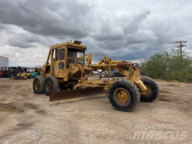 CAT 14E Niveleuse