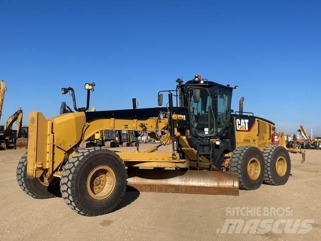 CAT 14M Niveleuse
