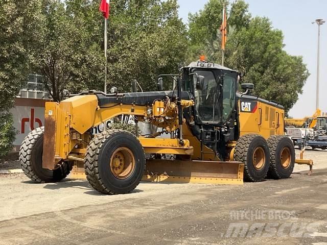 CAT 14M3 Niveleuse