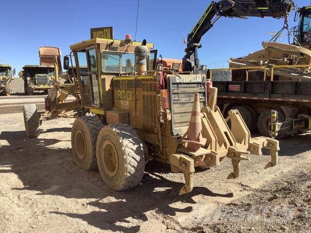 CAT 160H Niveleuse