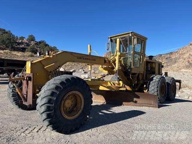 CAT 16G Niveleuse