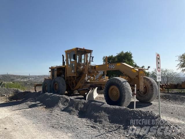 CAT 16G Niveleuse