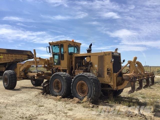 CAT 16G Niveleuse