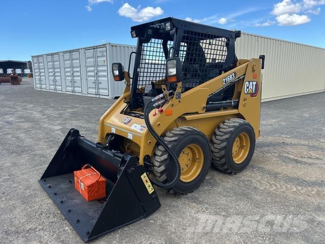 CAT 216B3 Chargeuse compacte