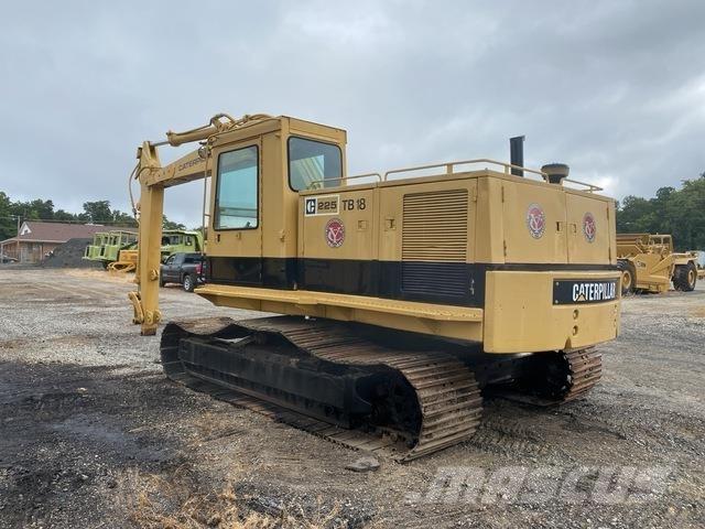 CAT 225 Pelle sur chenilles