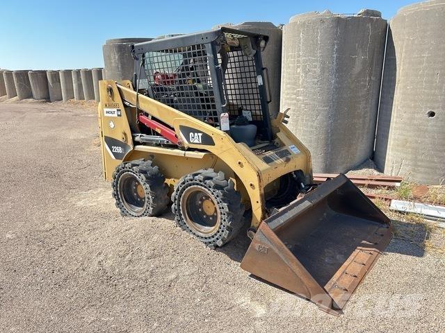 CAT 226B2 Chargeuse compacte