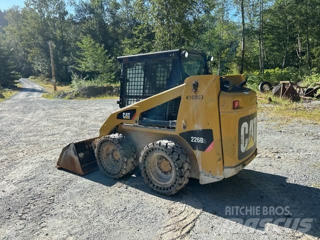 CAT 226B3 Chargeuse compacte