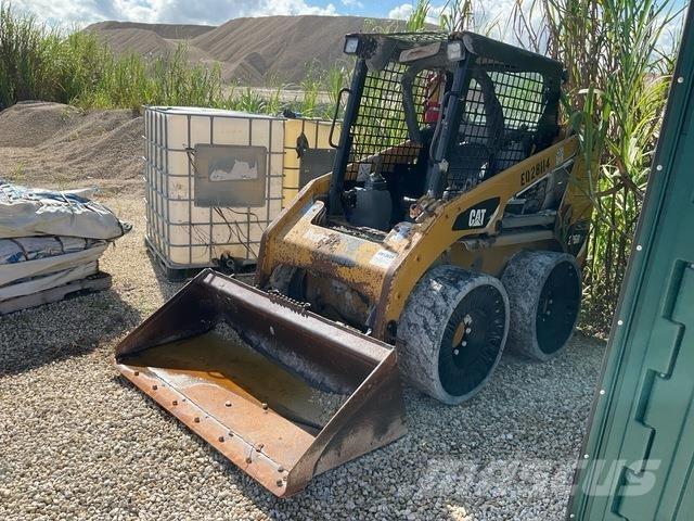 CAT 226B3 Chargeuse compacte