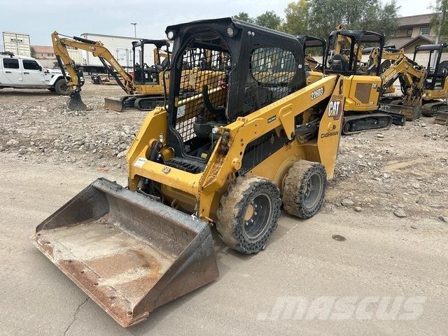 CAT 226D3 Chargeuse compacte