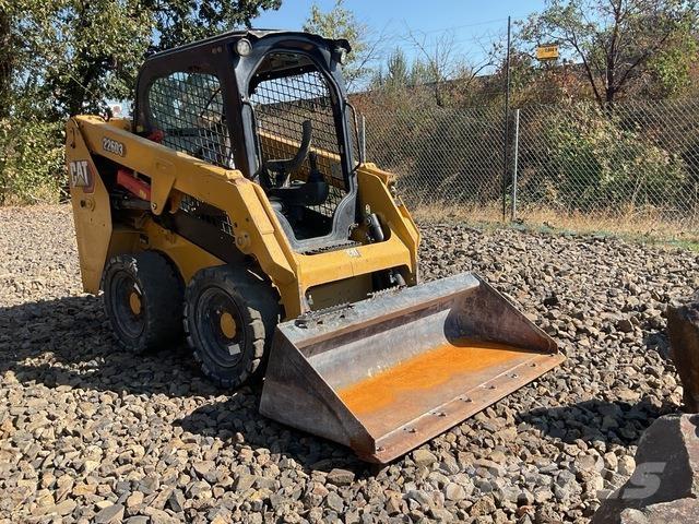 CAT 226D3 Chargeuse compacte