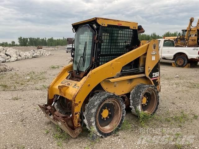 CAT 236B Chargeuse compacte