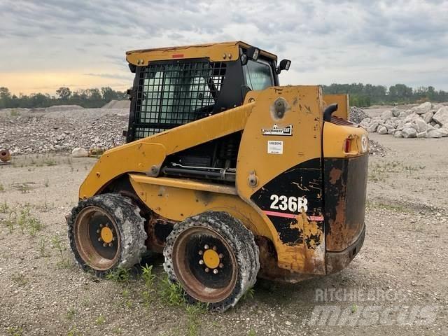 CAT 236B Chargeuse compacte