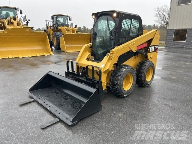 CAT 236D Chargeuse compacte