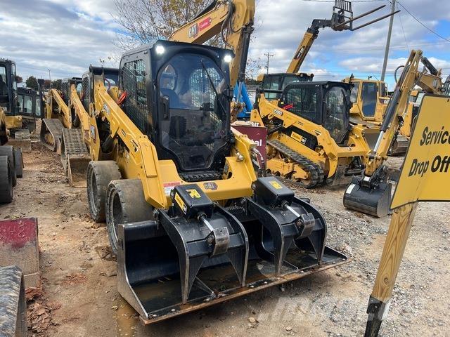 CAT 242D3 Chargeuse compacte