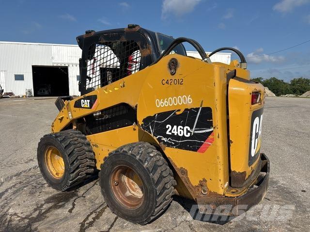 CAT 246C Chargeuse compacte