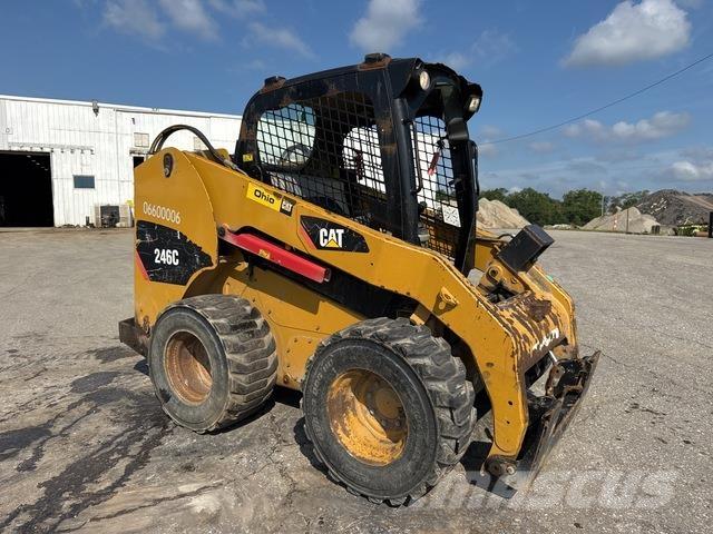 CAT 246C Chargeuse compacte